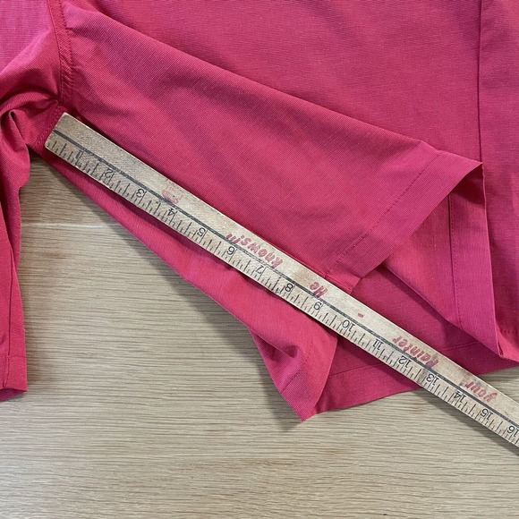 Men's Travis Matthew Size 40 Flat Front Red Athletic Golf Shorts - Picture 5 of 6